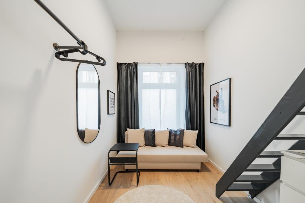 Chic Central City Rooms By Home2 Vienna Exterior photo