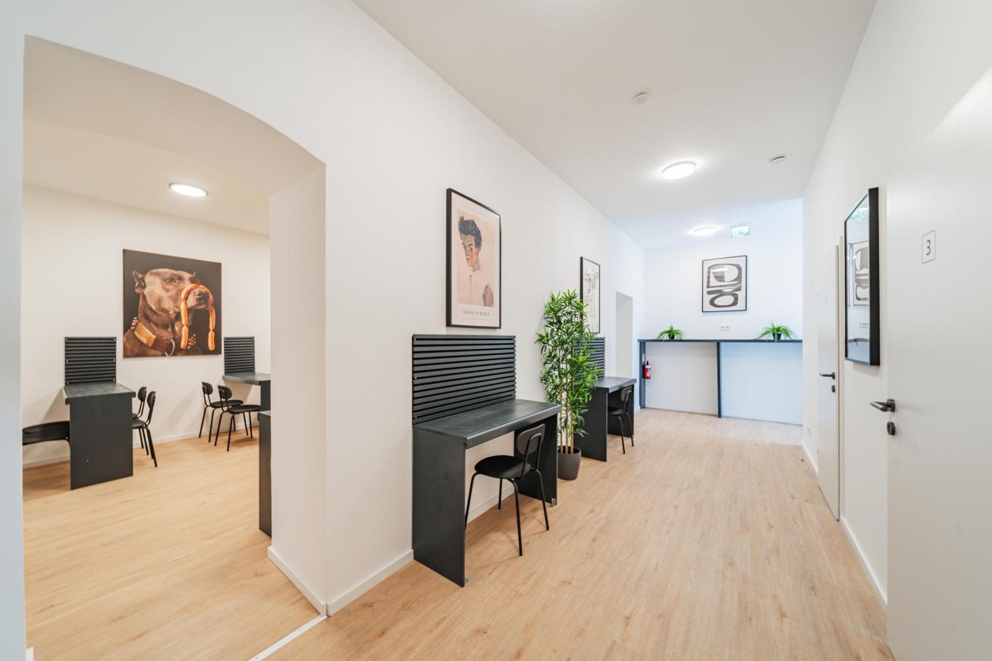 Chic Central City Rooms By Home2 Vienna Exterior photo